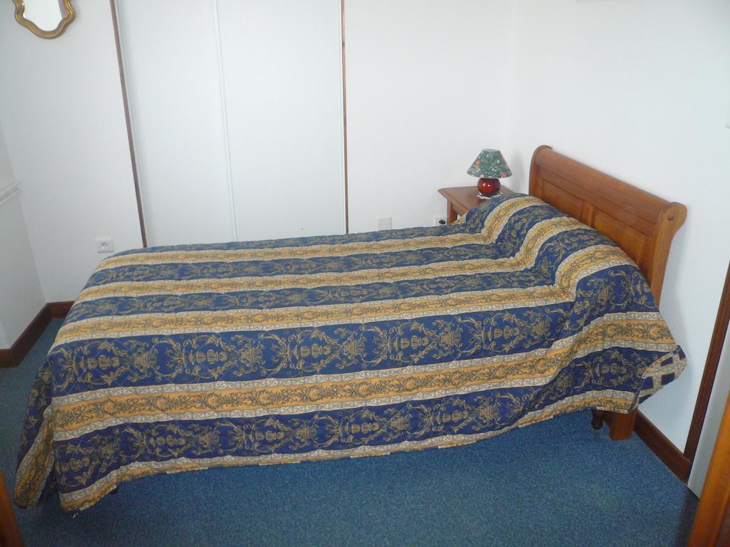 Auberge Bourbonnaise Lurcy-Levis Room photo